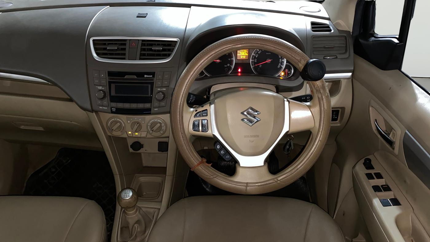 2017 Maruti Ertiga VXI, Petrol, Manual, 74,306 km, Steering Wheel Close Up