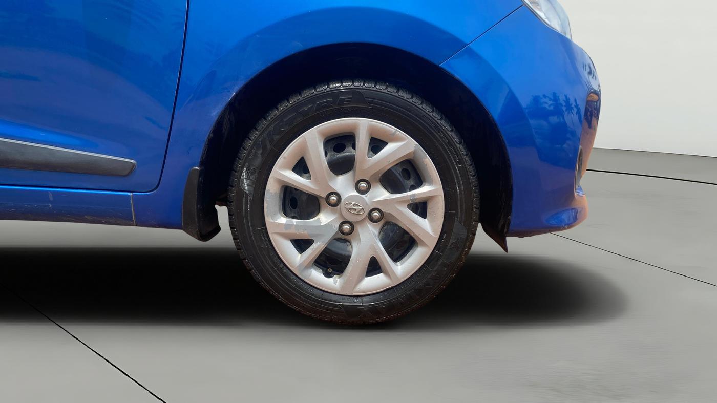 2019 Hyundai Grand i10 SPORTZ 1.2 KAPPA VTVT, Petrol, Manual, 84,481 km, Right Front Wheel