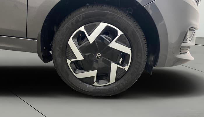 2025 Tata Tiago XM PETROL, Petrol, Manual, 5,955 km, Right Front Wheel