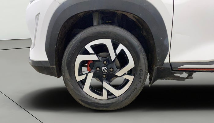 2022 Nissan MAGNITE XV RED EDITION, Petrol, Manual, 36,561 km, Left Front Wheel