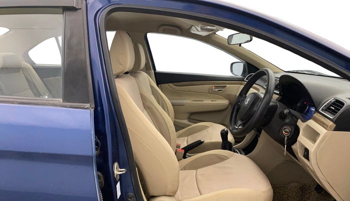 2018 Maruti Ciaz DELTA 1.5 SHVS MT PETROL, Petrol, Manual, 48,974 km, Right Side Front Door Cabin