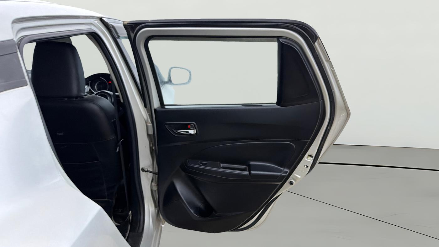 2018 Maruti Swift VXI, Petrol, Manual, 15,729 km, RHS Rear Door
