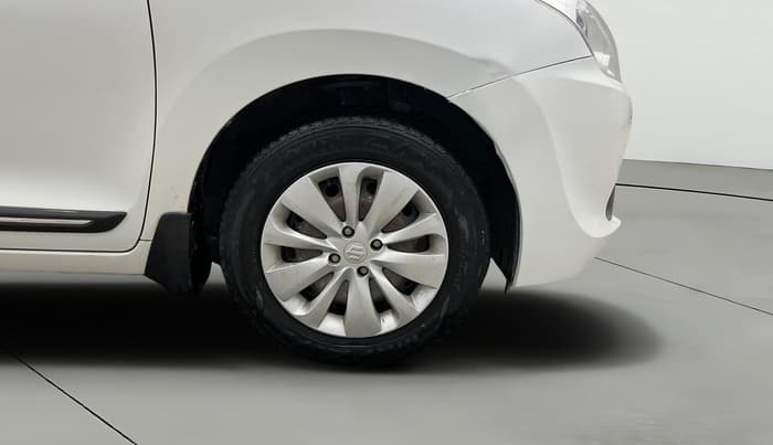 2016 Maruti Baleno DELTA PETROL 1.2, Petrol, Manual, 39,394 km, Right Front Wheel