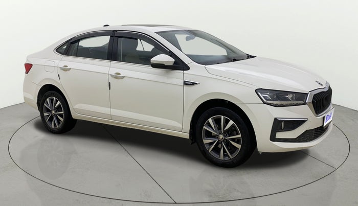 2024 Skoda SLAVIA STYLE 1.0L TSI AT, Petrol, Automatic, 26,163 km, SRP