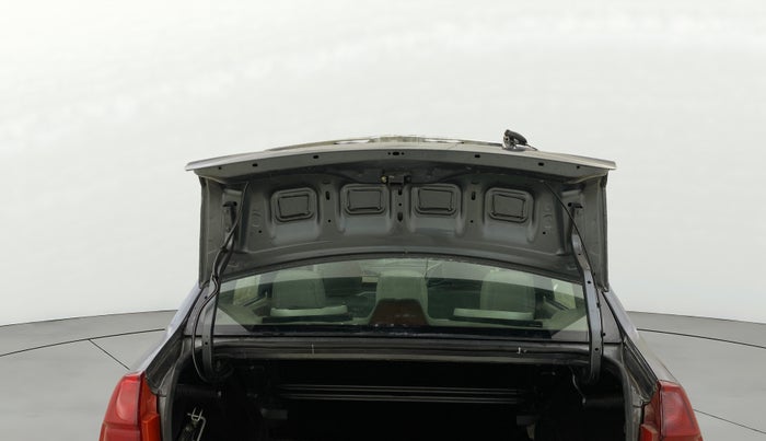 2013 Mahindra Verito 1.5 D4, Diesel, Manual, 1,27,281 km, Boot Door Open