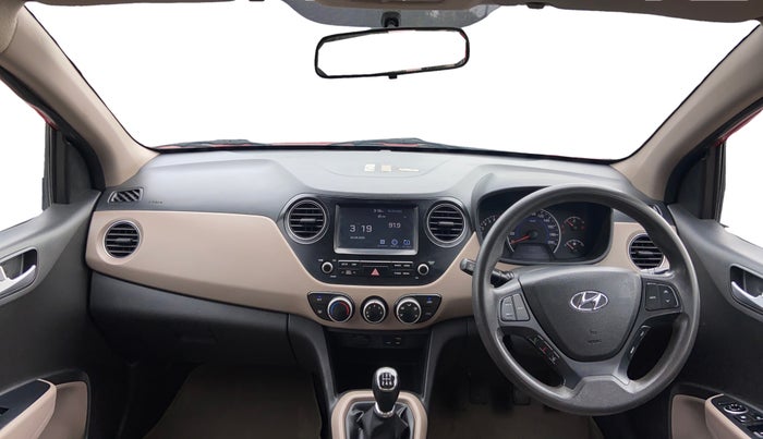 2017 Hyundai Grand i10 SPORTZ (O) 1.2 KAPPA VTVT, Petrol, Manual, 76,949 km, Dashboard