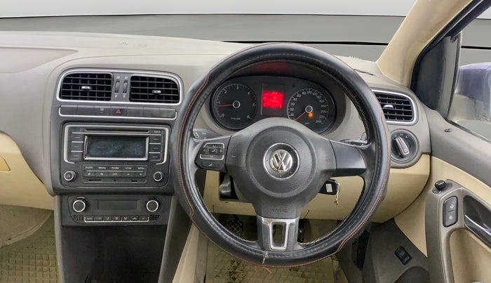 2012 Volkswagen Vento HIGHLINE DIESEL 1.6, Diesel, Manual, 93,894 km, Steering Wheel Close Up