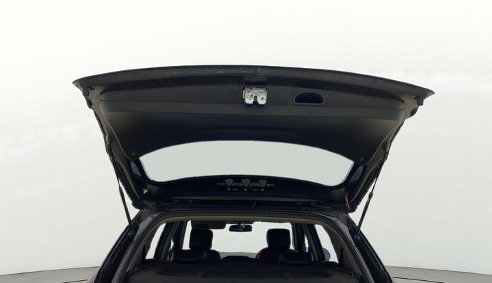 2017 Hyundai Creta SX PLUS 1.6 DIESEL, Diesel, Manual, 1,00,287 km, Boot Door Open