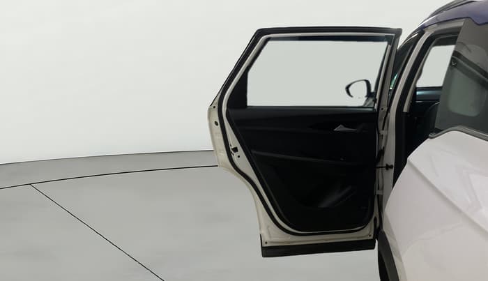 2021 MG HECTOR SMART 1.5 DCT PETROL, Petrol, Automatic, 24,296 km, LHS Rear Door