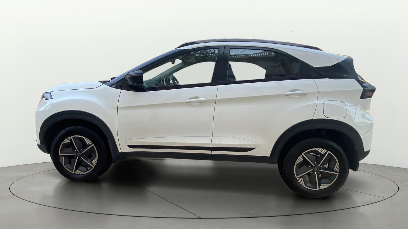 2024 Tata NEXON CREATIVE PLUS 1.2 REVOTRON 6 AMT, Petrol, Automatic, 64,944 km, Left Side