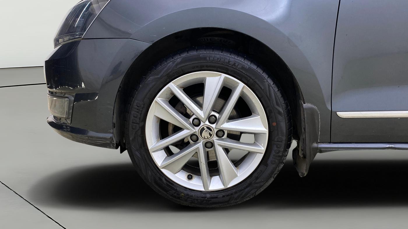 2020 Skoda Rapid STYLE AT TSI, Petrol, Automatic, 57,907 km, Left Front Wheel