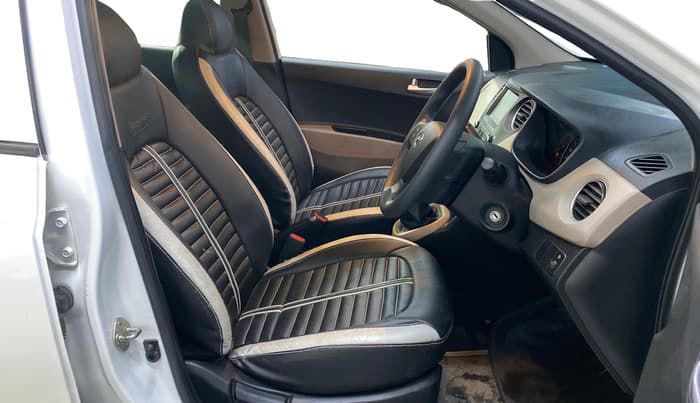2019 Hyundai Grand i10 SPORTZ 1.2 KAPPA VTVT, Petrol, Manual, 9,428 km, Right Side Front Door Cabin