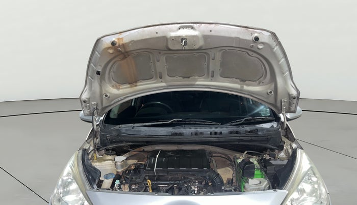 2017 Hyundai Grand i10 SPORTZ 1.2 KAPPA VTVT, Petrol, Manual, 1,00,173 km, Open Bonet