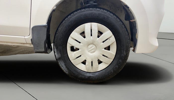 2017 Maruti Alto 800 LXI, Petrol, Manual, 40,170 km, Right Front Wheel