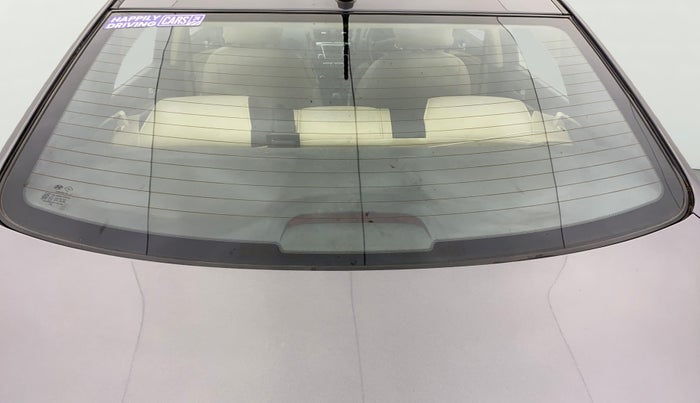 2015 Hyundai Verna FLUIDIC 1.6 CRDI S 4S, Diesel, Manual, 1,11,010 km, Rear Windshield