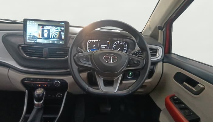 2023 Tata ALTROZ XZA + SUNROOF, Petrol, Automatic, 31,579 km, Steering Wheel Close Up