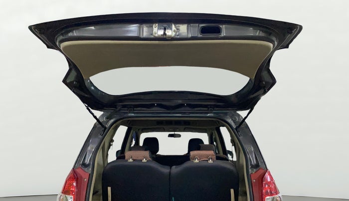 2016 Maruti Ertiga VXI AT, Petrol, Automatic, 68,424 km, Boot Door Open