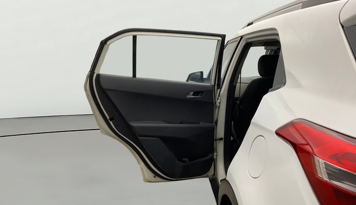 2017 Hyundai Creta SX PLUS AT 1.6 PETROL, Petrol, Automatic, 1,08,119 km, LHS Rear Door