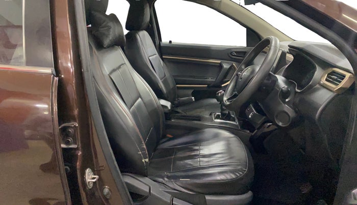 2021 Renault Kiger RXT MT, Petrol, Manual, 39,899 km, Right Side Front Door Cabin