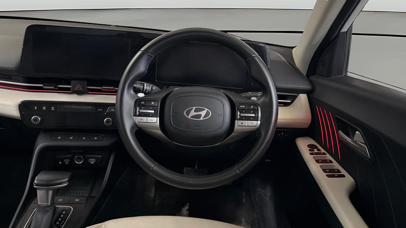 2025 Hyundai Verna SX(O) 1.5 MPI IVT , Petrol, Automatic, 4,019 km, Steering Wheel Close Up