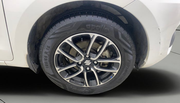 2022 Maruti Swift ZXI PLUS AMT DUAL TONE, Petrol, Automatic, 21,243 km, Right Front Wheel