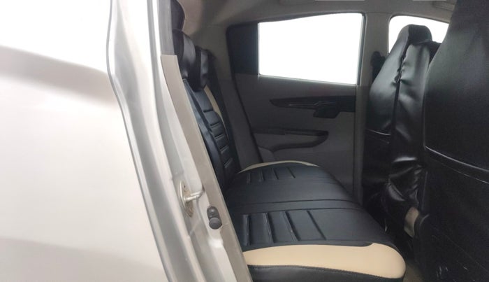 2016 Mahindra Kuv100 K6 D 6 STR, Diesel, Manual, 94,339 km, Right Side Rear Door Cabin