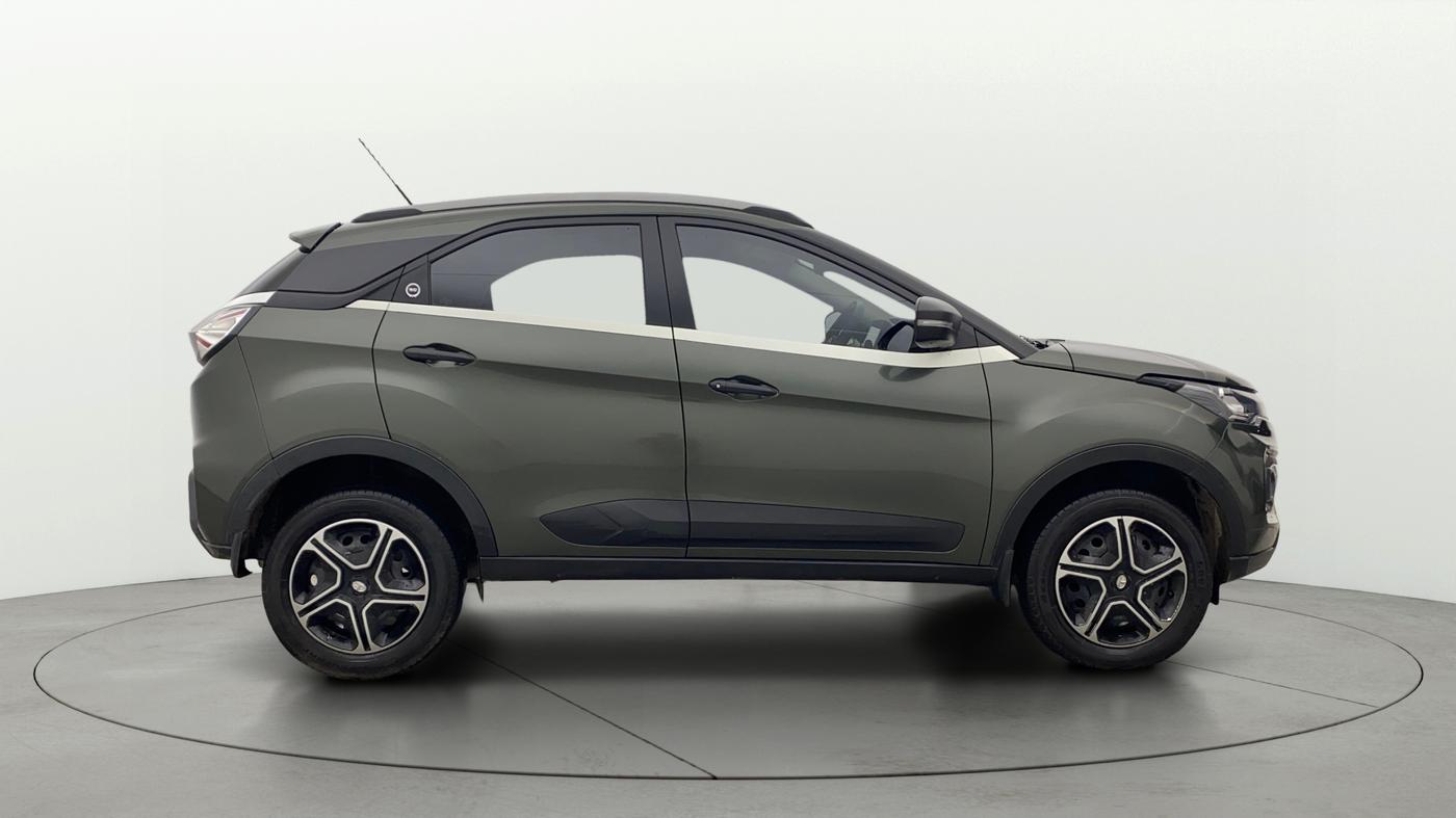 2023 Tata NEXON XM PETROL, Petrol, Manual, 13,117 km, Right Side View