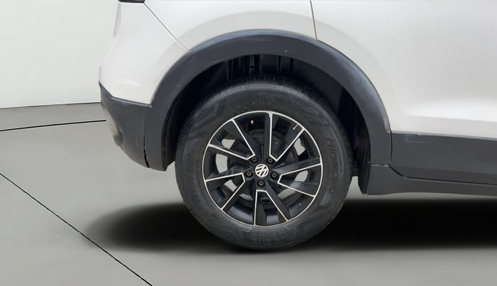 2022 Volkswagen TAIGUN COMFORTLINE 1.0 TSI MT, Petrol, Manual, 62,917 km, Right Rear Wheel