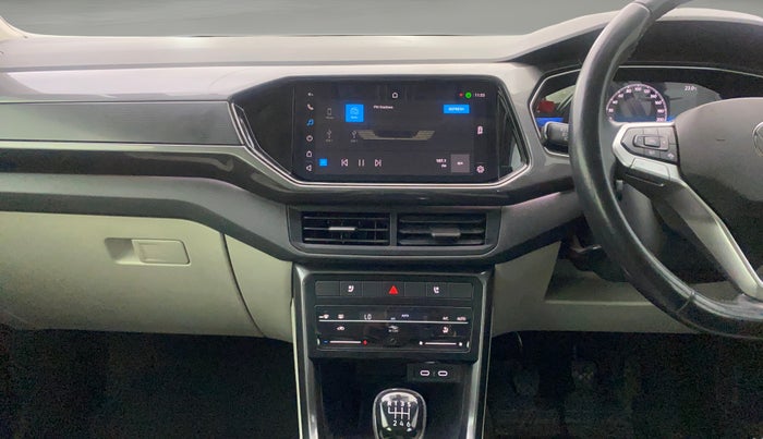 2021 Volkswagen TAIGUN TOPLINE 1.0 TSI MT, Petrol, Manual, 69,800 km, Air Conditioner