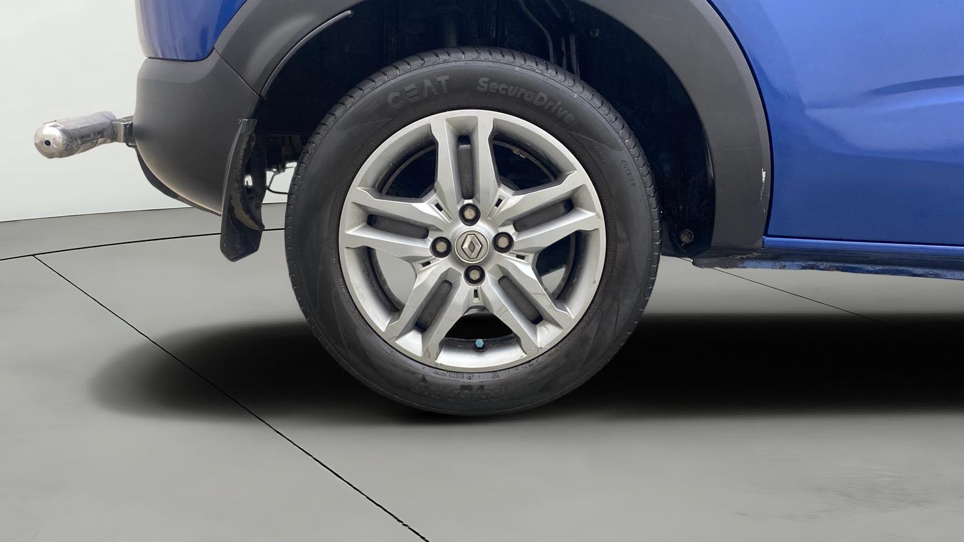 2019 Renault TRIBER RXZ, Petrol, Manual, 59,228 km, Right Rear Wheel