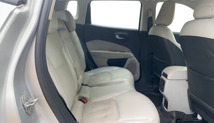 2018 Jeep Compass LIMITED 2.0 DIESEL 4X4, Diesel, Manual, 78,216 km, Right Side Rear Door Cabin