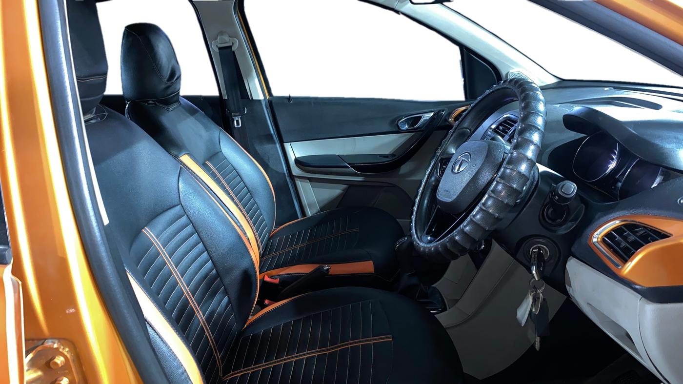 2018 Tata Tiago XZ PETROL, Petrol, Manual, 89,896 km, Right Side Front Door Cabin