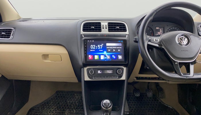2017 Volkswagen Ameo HIGHLINE1.2L, Petrol, Manual, 46,171 km, Air Conditioner