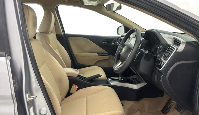 2019 Honda City 1.5L I-VTE V CVT, Petrol, Automatic, 80,271 km, Right Side Front Door Cabin