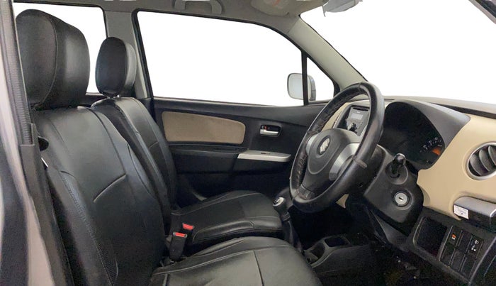 2017 Maruti Wagon R 1.0 LXI, Petrol, Manual, 49,830 km, Right Side Front Door Cabin