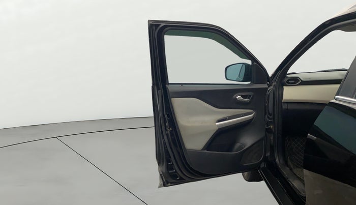 2022 Nissan MAGNITE XV MT, Petrol, Manual, 86,686 km, LHS Front Door