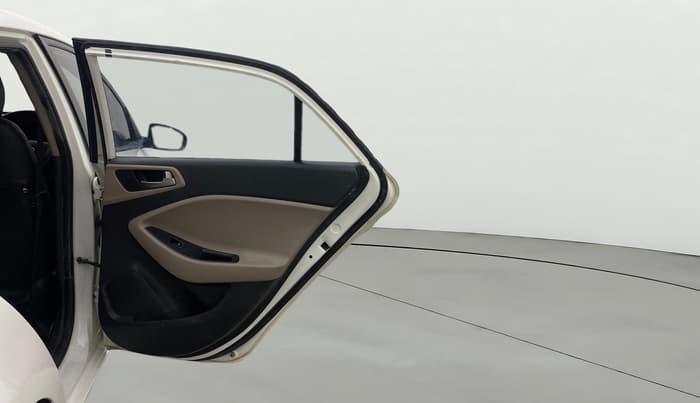2019 Hyundai Elite i20 ASTA (O) CVT, Petrol, Automatic, 1,03,334 km, RHS Rear Door