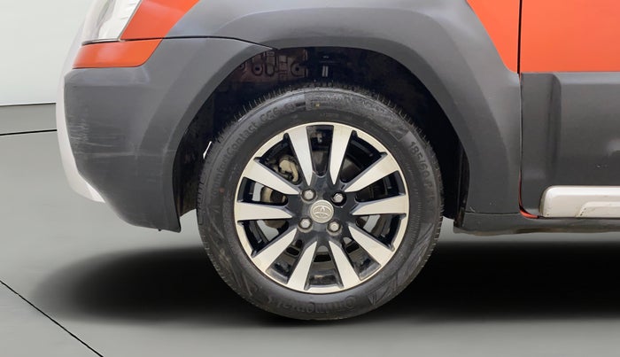 2015 Toyota Etios CROSS 1.2 G, Petrol, Manual, 44,711 km, Left Front Wheel