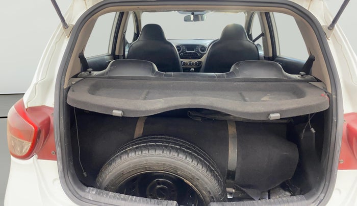 2019 Hyundai Grand i10 MAGNA 1.2 KAPPA VTVT, CNG, Manual, 1,12,058 km, Boot Open Zoomed View