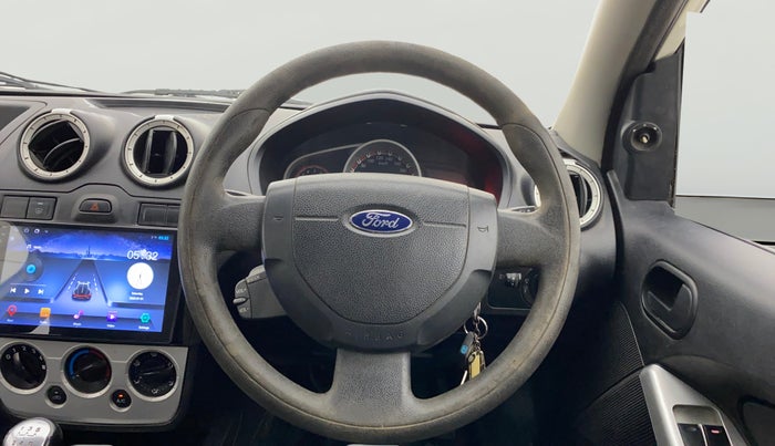 2014 Ford Figo ZXI 1.4 DIESEL, Diesel, Manual, 1,14,390 km, Steering Wheel Close Up