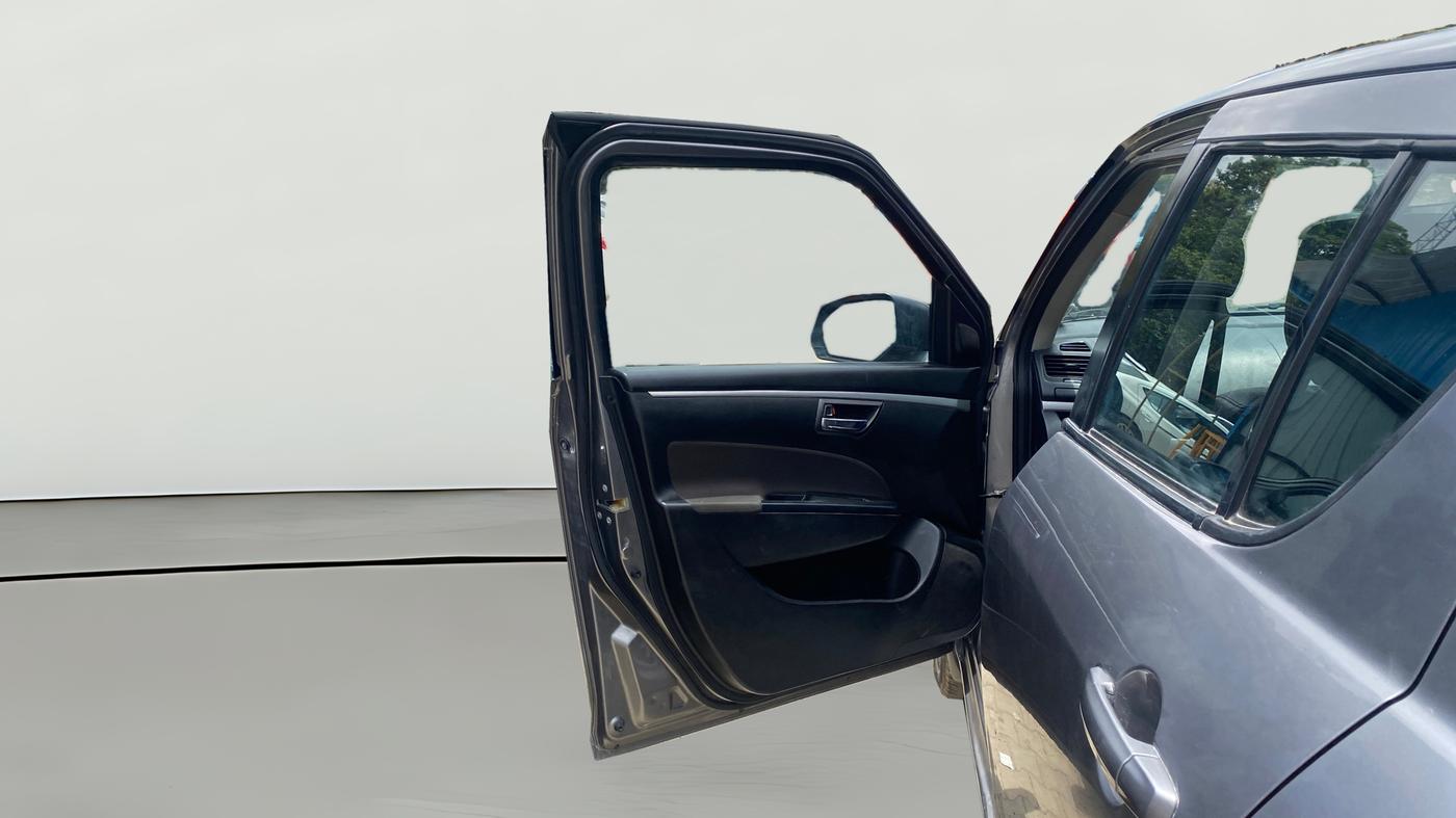 2015 Maruti Swift ZXI, Petrol, Manual, 54,581 km, LHS Front Door