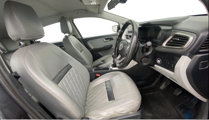 2020 Tata ALTROZ XZ PETROL, Petrol, Manual, 87,380 km, Right Side Front Door Cabin