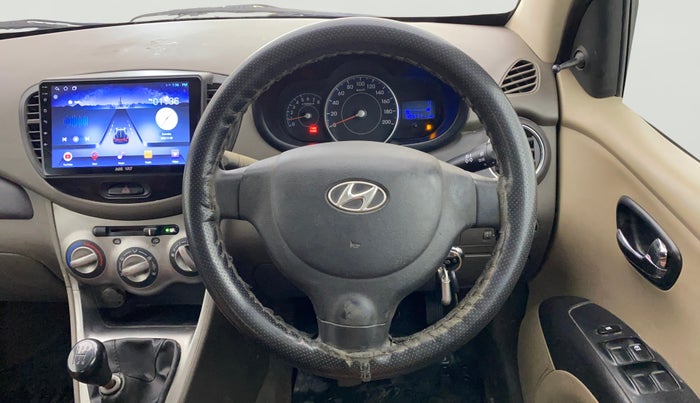2013 Hyundai i10 MAGNA 1.1, CNG, Manual, 1,06,330 km, Steering Wheel Close Up