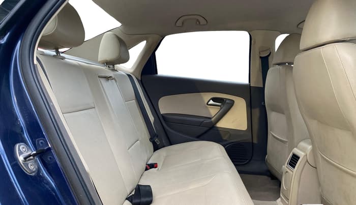 2015 Volkswagen Vento HIGHLINE PETROL AT, Petrol, Automatic, 97,759 km, Right Side Rear Door Cabin