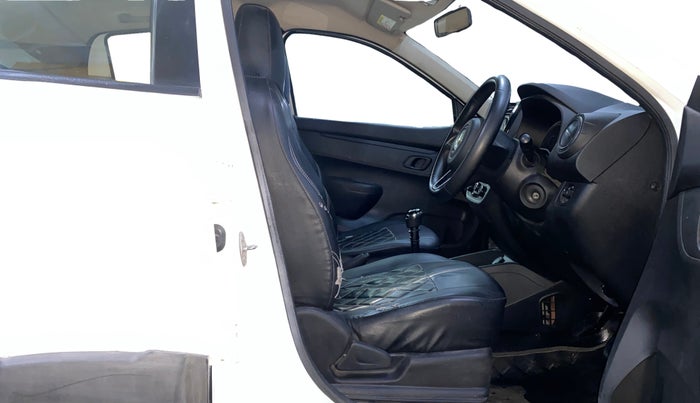 2022 Renault Kwid RXT 1.0, Petrol, Manual, 28,973 km, Right Side Front Door Cabin