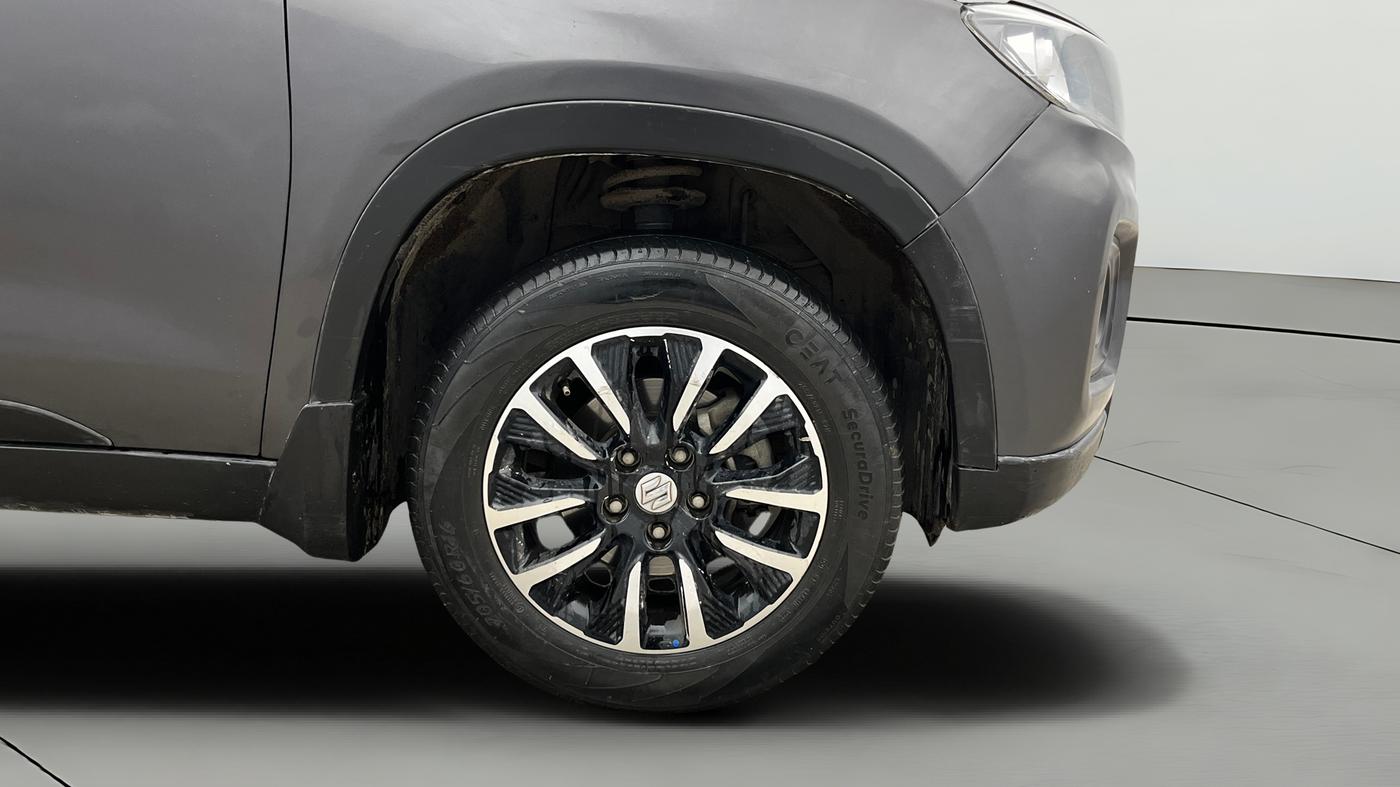 2022 Maruti Vitara Brezza LXI, Petrol, Manual, 20,418 km, Right Front Wheel