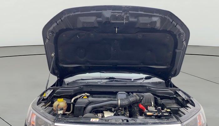 2022 Mahindra XUV300 W8 (O) 1.5 DIESEL, Diesel, Manual, 23,722 km, Open Bonet