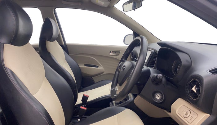 2018 Hyundai NEW SANTRO ASTA MT, Petrol, Manual, 1,29,553 km, Right Side Front Door Cabin