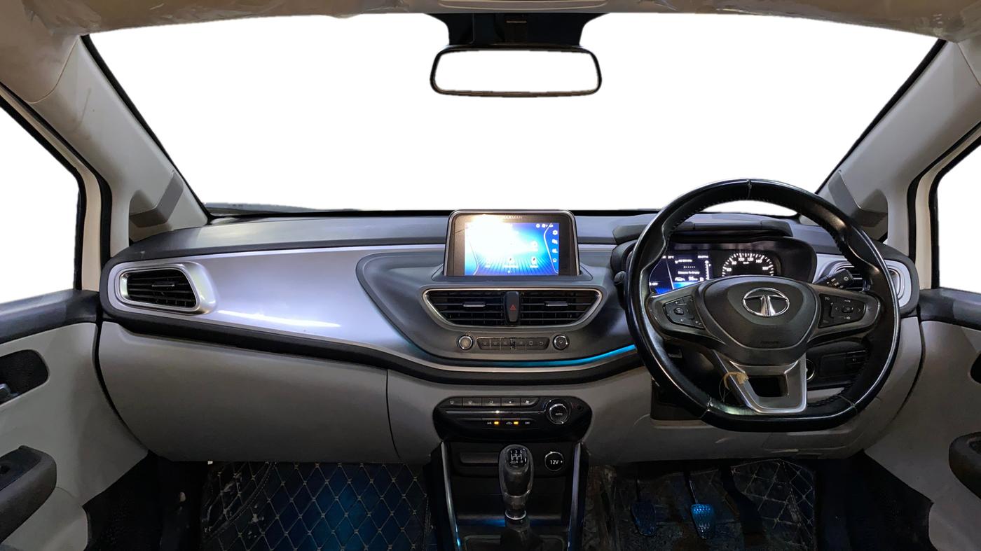 2021 Tata ALTROZ XZ PETROL, Petrol, Manual, 26,111 km, Dashboard