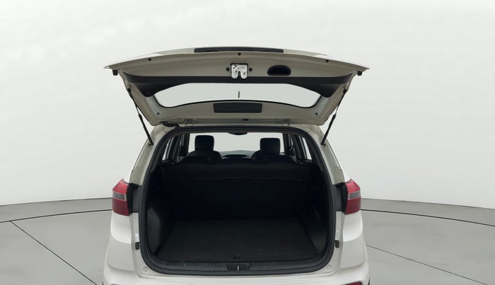 2017 Hyundai Creta E PLUS 1.6 PETROL, Petrol, Manual, 72,717 km, Boot Door Open